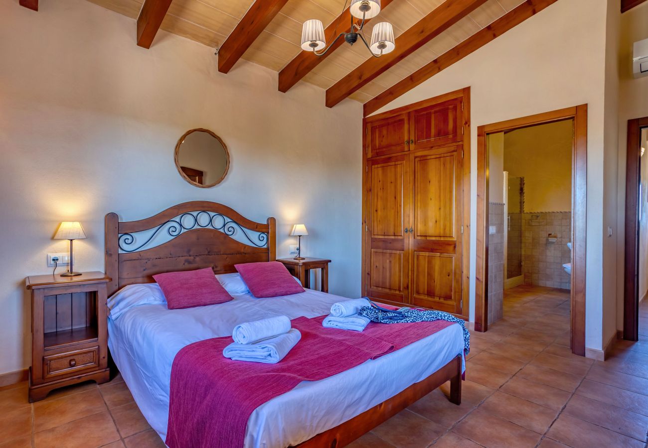 Finca en Cala Santanyi - Rustica Sa Talaia Vella by dracmallorca