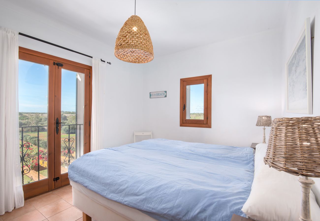 Finca en Es Llombards - Oasi de Llum a Es Llombards: Piscina, A/C i Forn de Pizza (10p)