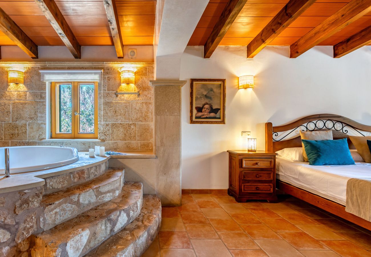 Finca in Cala Figuera - Can Talaia by dracmallorca