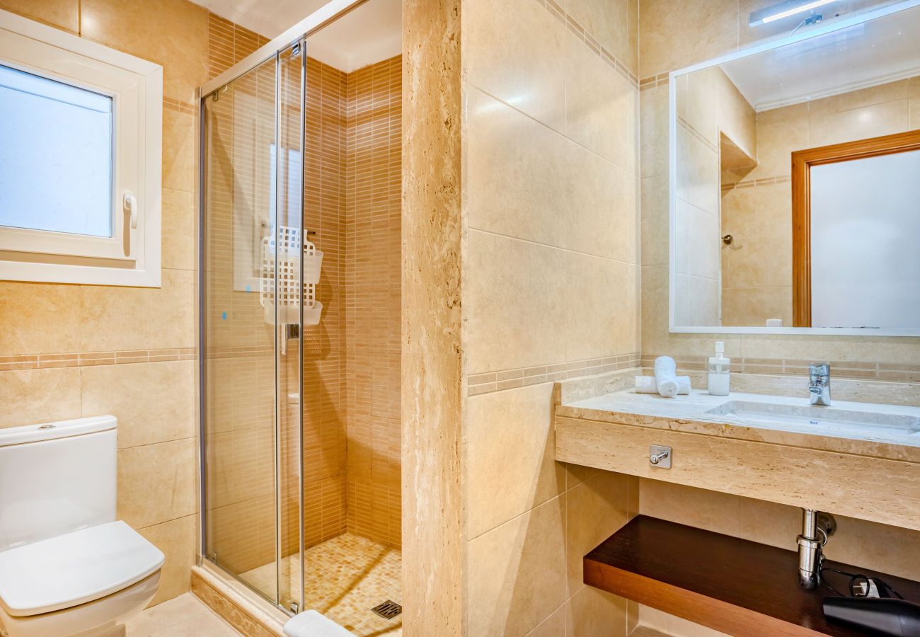 Aparthotel in Cala Santanyi - Drac 3 by dracmallorca