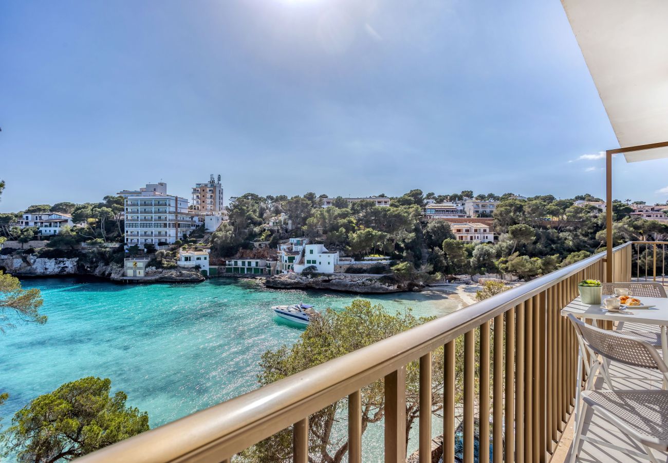 Aparthotel in Cala Santanyi - Drac 5 by dracmallorca