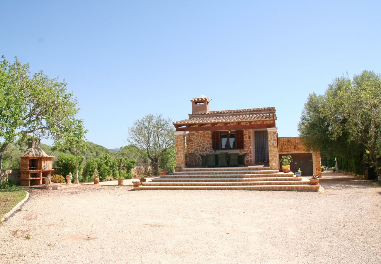 Country house in Santanyi - La Casita by dracmallorca